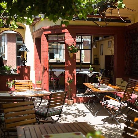 Hotel Reichsschenke Zum Ritter Gotz "Garni" Kröv エクステリア 写真
