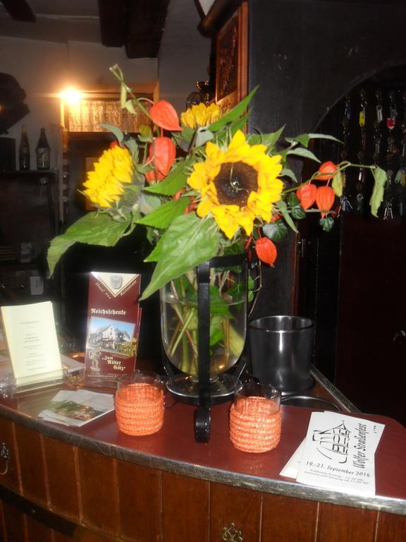 Hotel Reichsschenke Zum Ritter Gotz "Garni" Kröv エクステリア 写真
