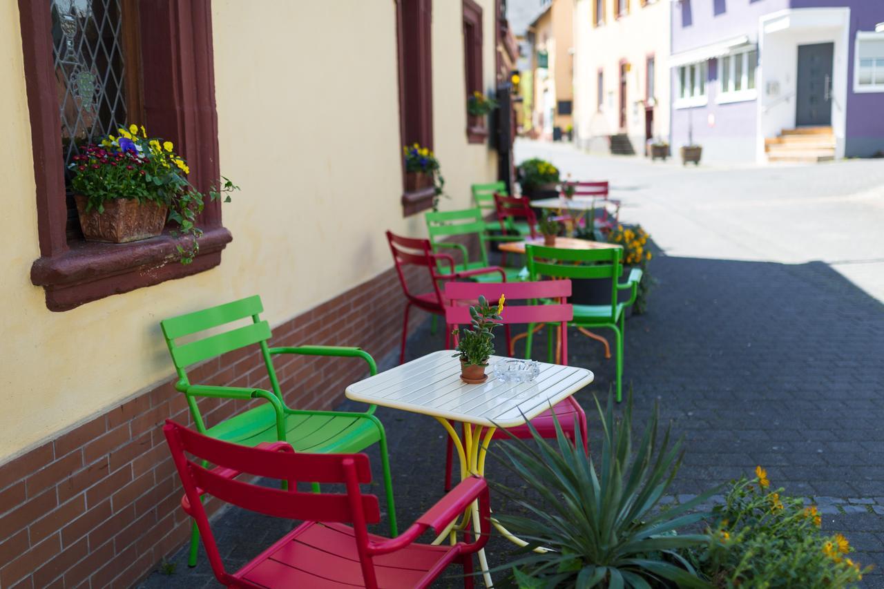 Hotel Reichsschenke Zum Ritter Gotz "Garni" Kröv エクステリア 写真