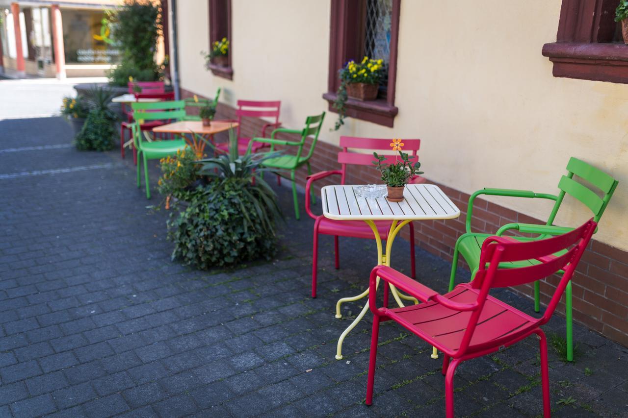 Hotel Reichsschenke Zum Ritter Gotz "Garni" Kröv エクステリア 写真