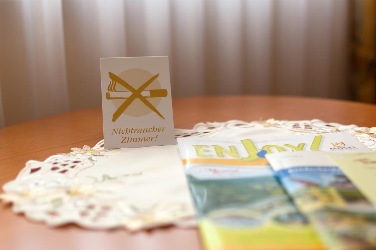 Hotel Reichsschenke Zum Ritter Gotz "Garni" Kröv エクステリア 写真